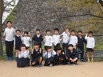 4月桜の下で